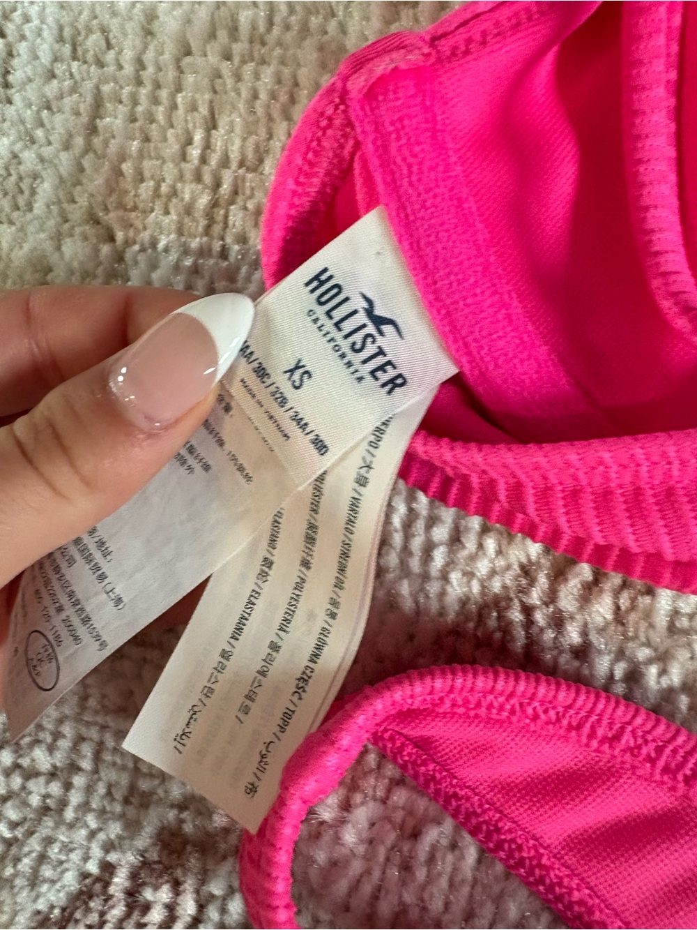 Bras - Picture 3 of 4